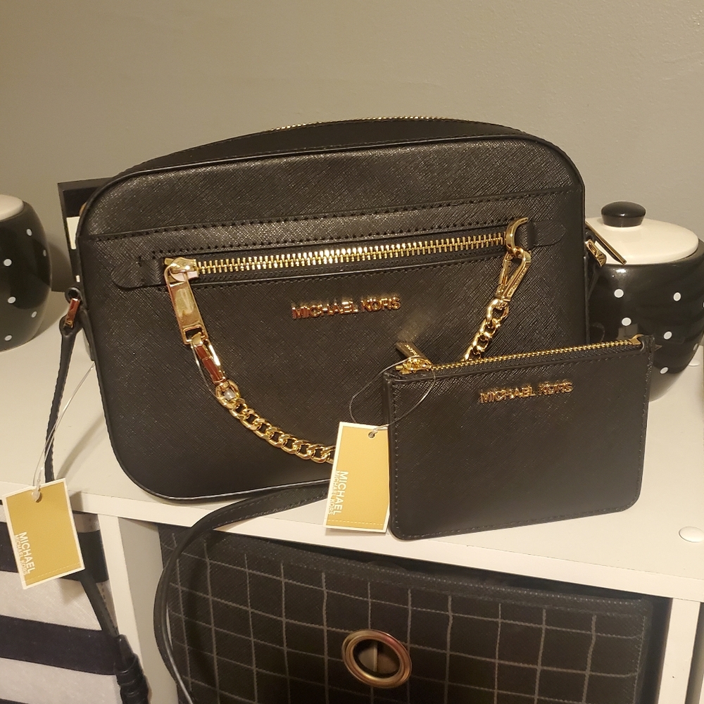 NWT Michael Kors cross body and card holder with gold hardware.